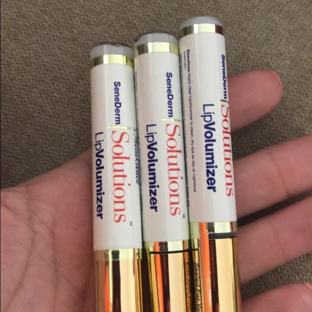 Lipsense Lip Volumizer